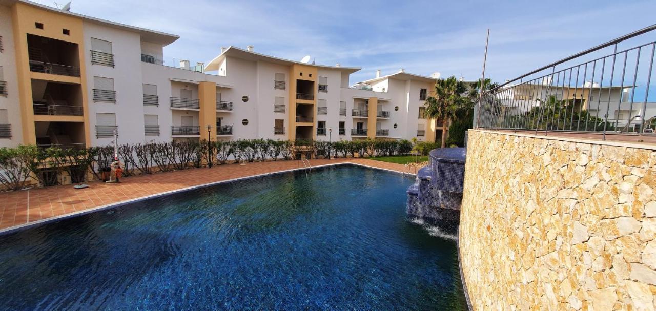 Apartamento Costa アルブフェイラ エクステリア 写真